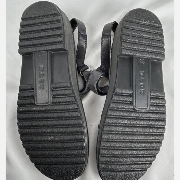 Unworn Naot Black Leather Cutout Adjustable Strap Slingback Sandals Sz 38 US 7 - Picture 7 of 7